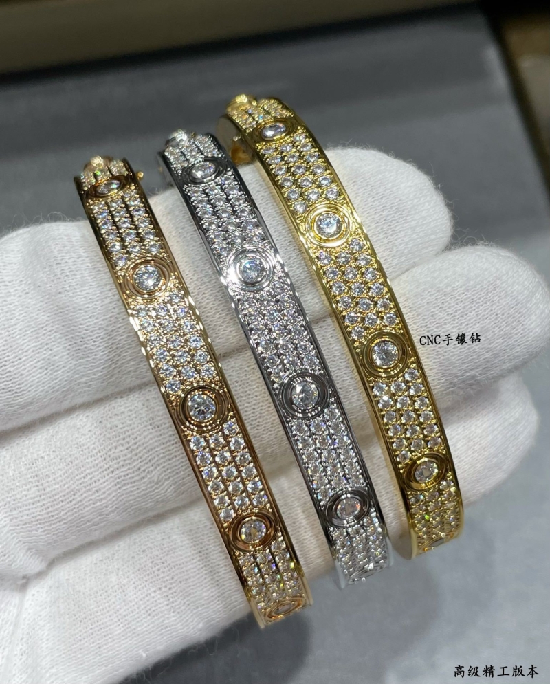 Ca*t1er bracelets